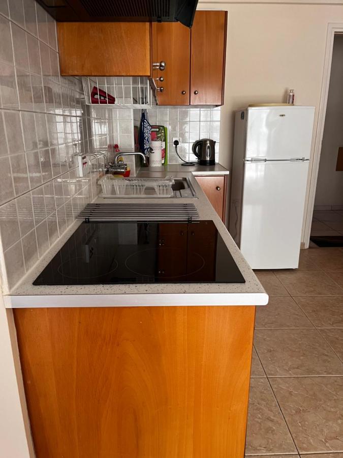 Makenzy Apartment Larnaca Exteriör bild